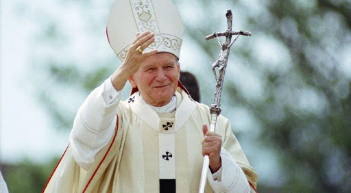 18 maja  - 100. rocznica urodzin Jana Pawła II